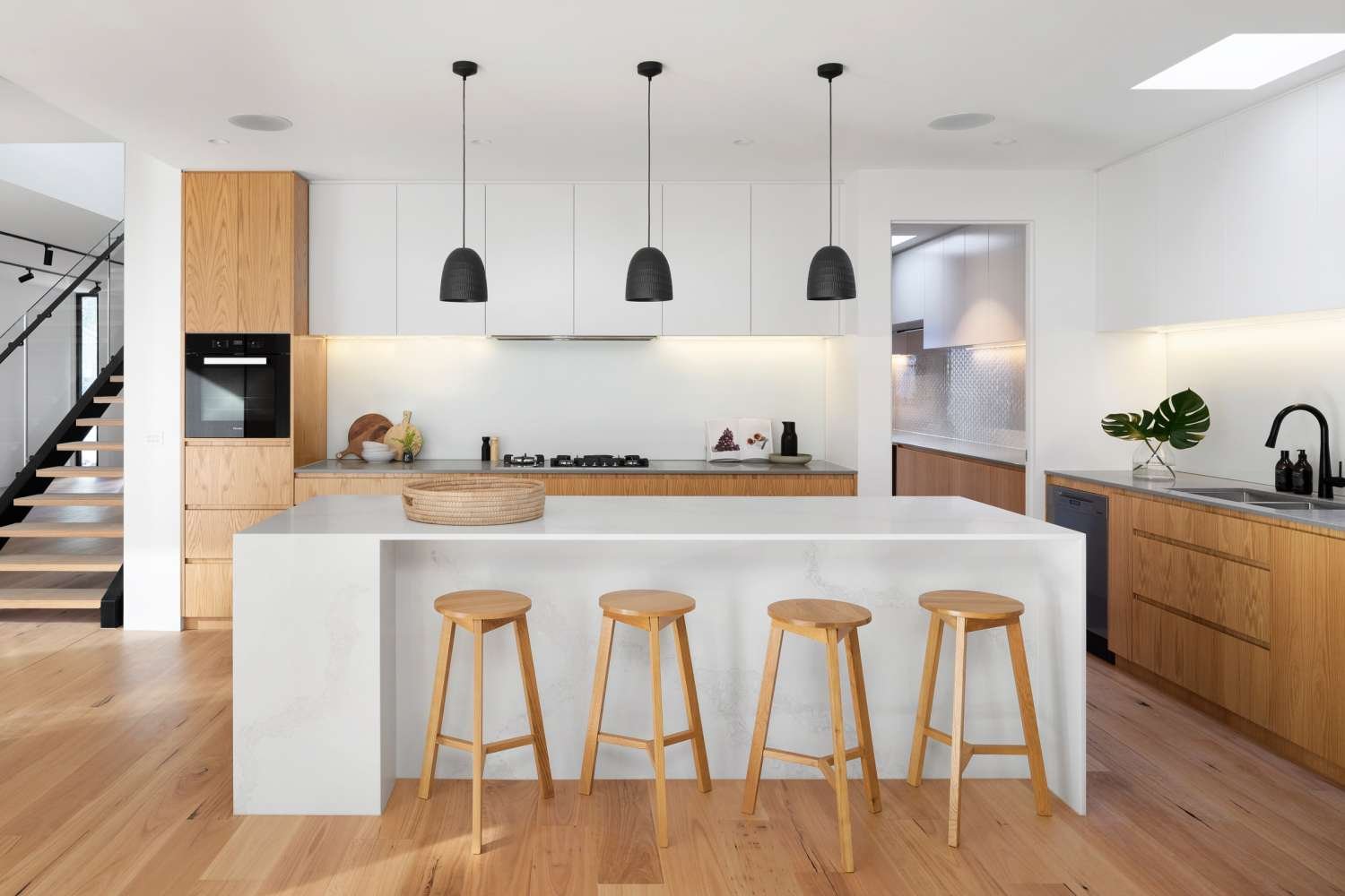 Thiết Kế Thi Công Hoàn Thiện Nhà và Căn Hộ